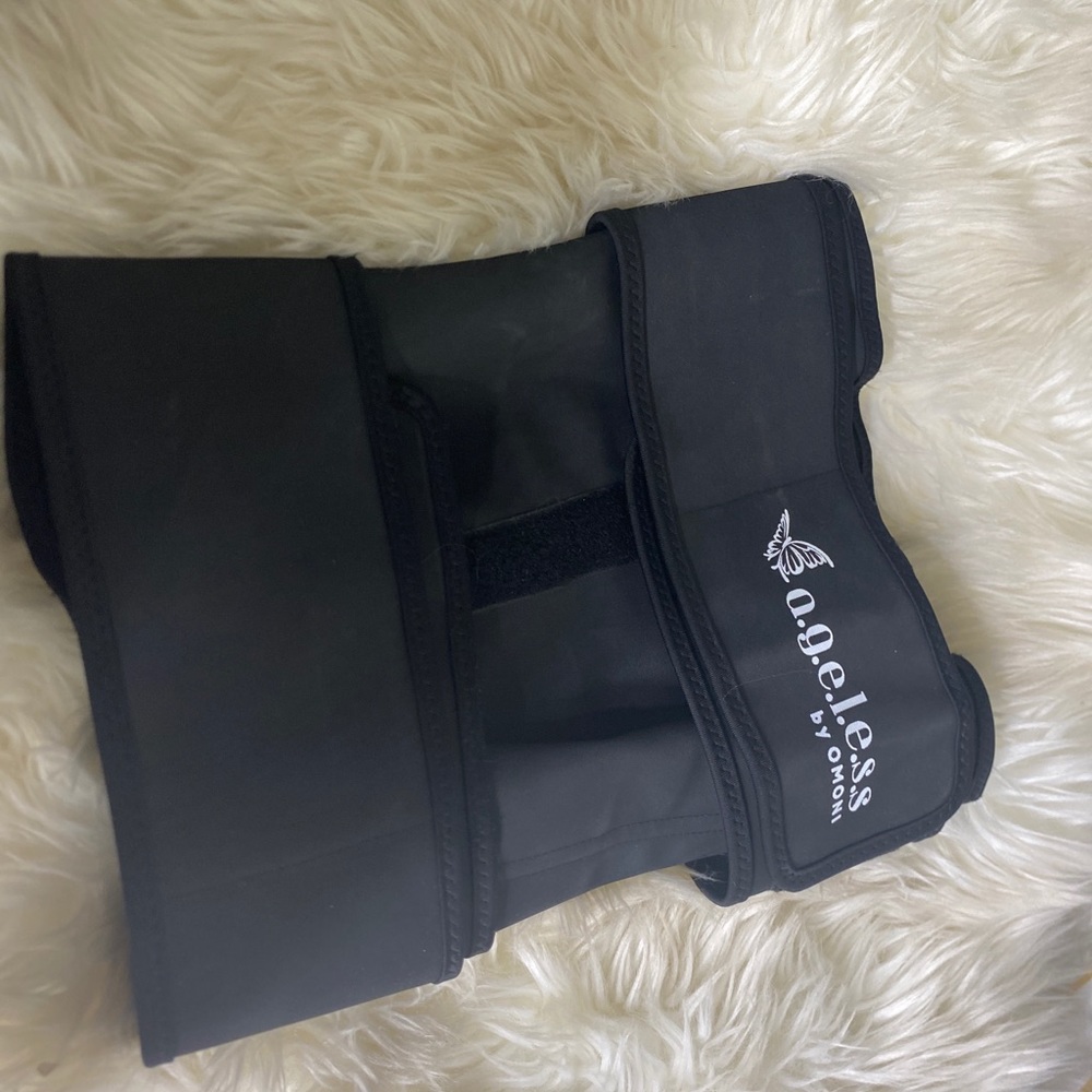 Waist trainer